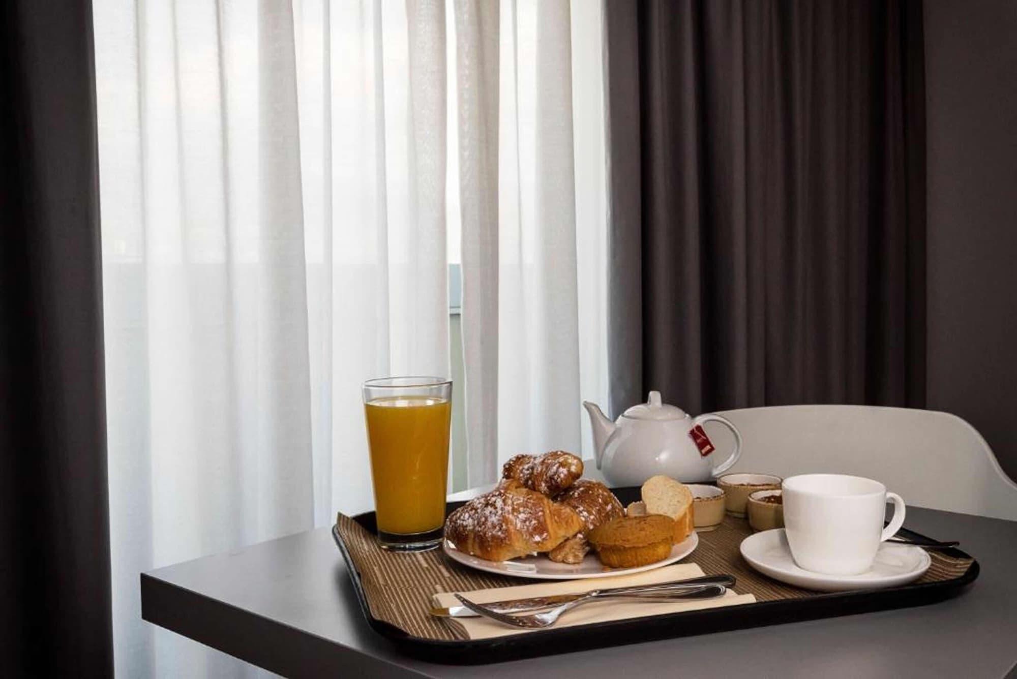Jr Hotels Gigli Firenze Calenzano Luaran gambar