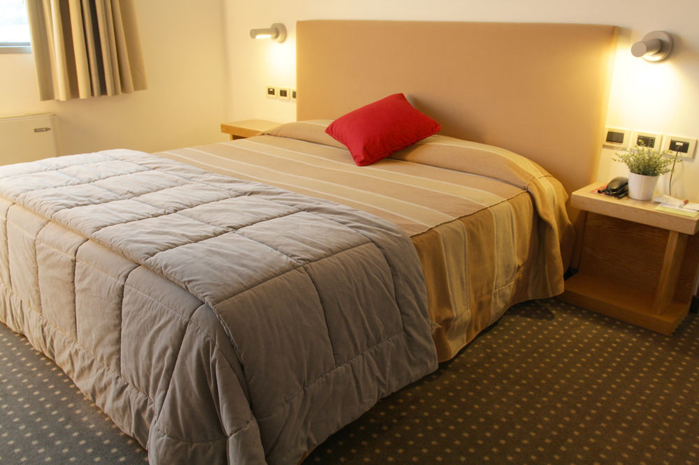 Jr Hotels Gigli Firenze Calenzano Luaran gambar
