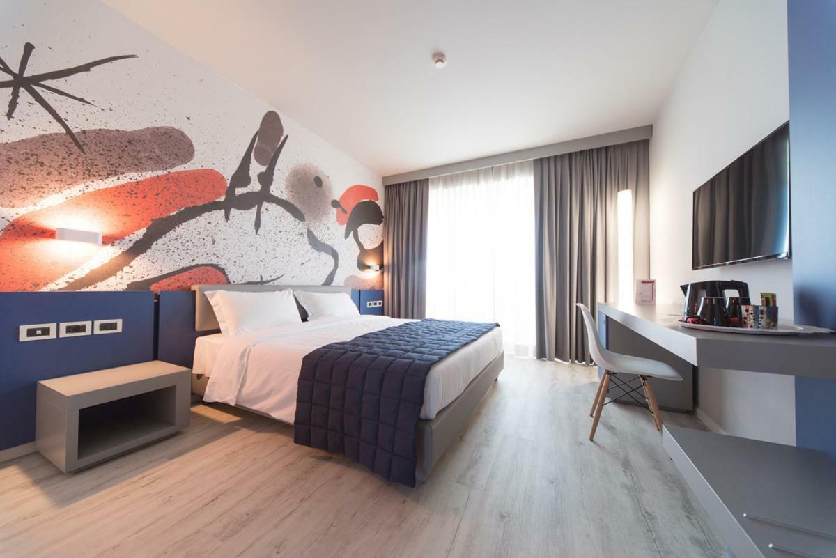 Jr Hotels Gigli Firenze Calenzano Luaran gambar
